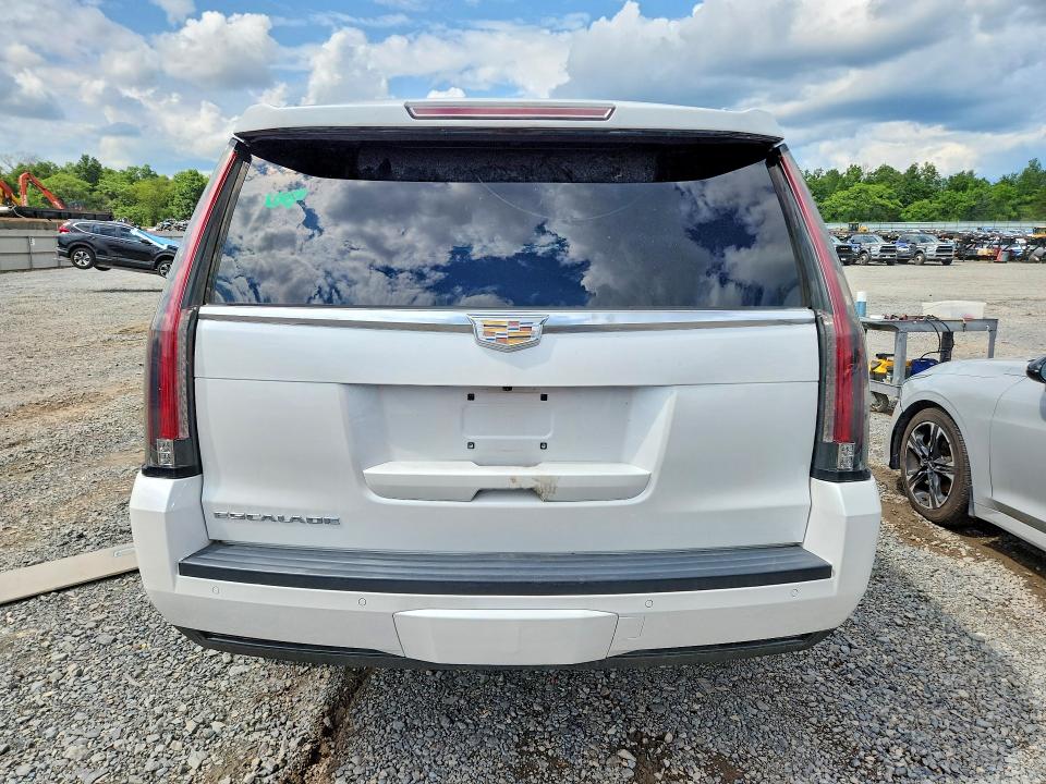 2016 Cadillac Escalade მანქანა იყიდება აუქციონზე, vin: 1GYS4BKJ3GR320220, აუქციონის ნომერი: 61008636