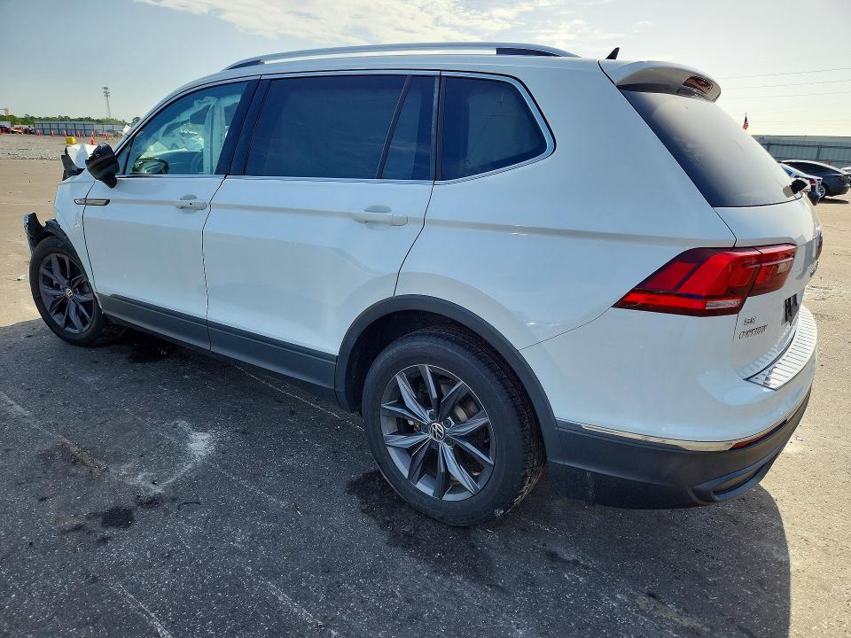 Продаж на аукціоні авто 2022 Volkswagen Tiguan, vin: 3VV3B7AX3NM047833, номер лоту: 60447956