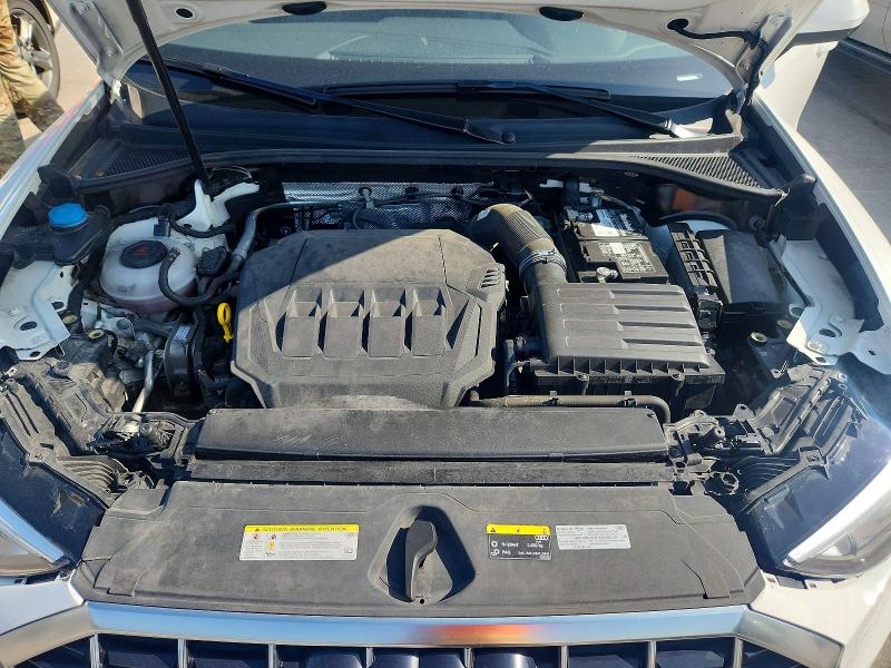 61635476 :رقم المزاد ، WA1DECF37M1045761 vin ، 2021 Audi Q3 مزاد بيع