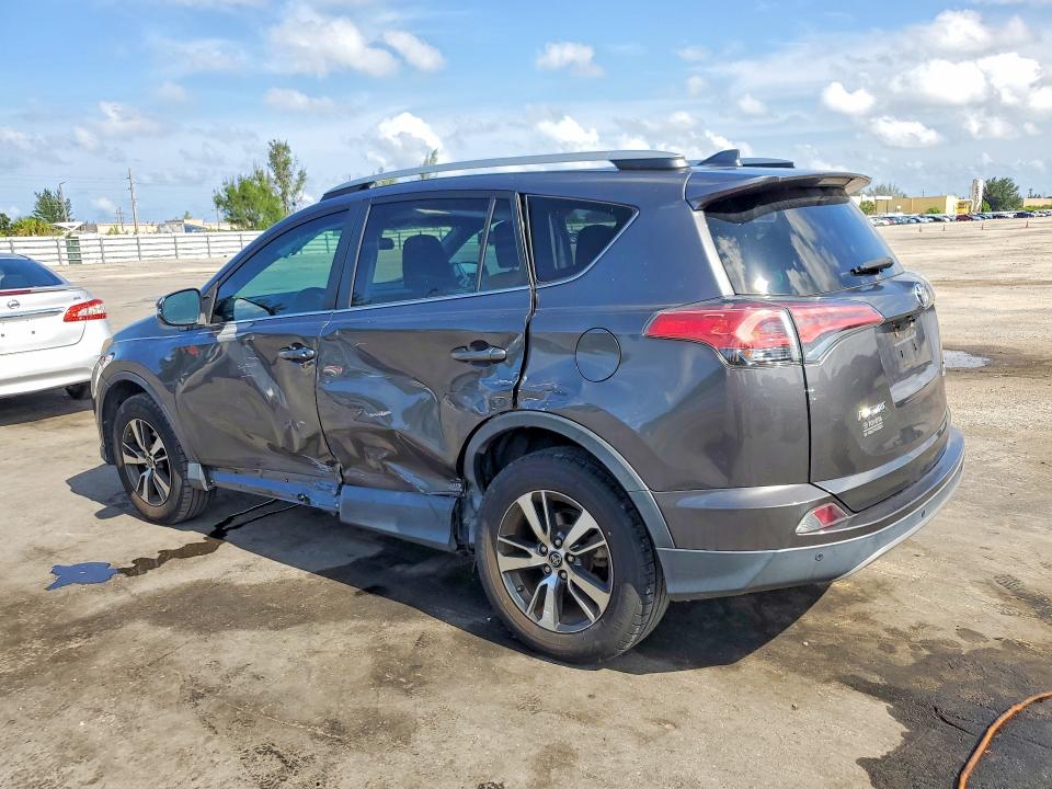 62133216 :رقم المزاد ، 2T3RFREV3JW749869 vin ، 2018 Toyota Rav4 مزاد بيع