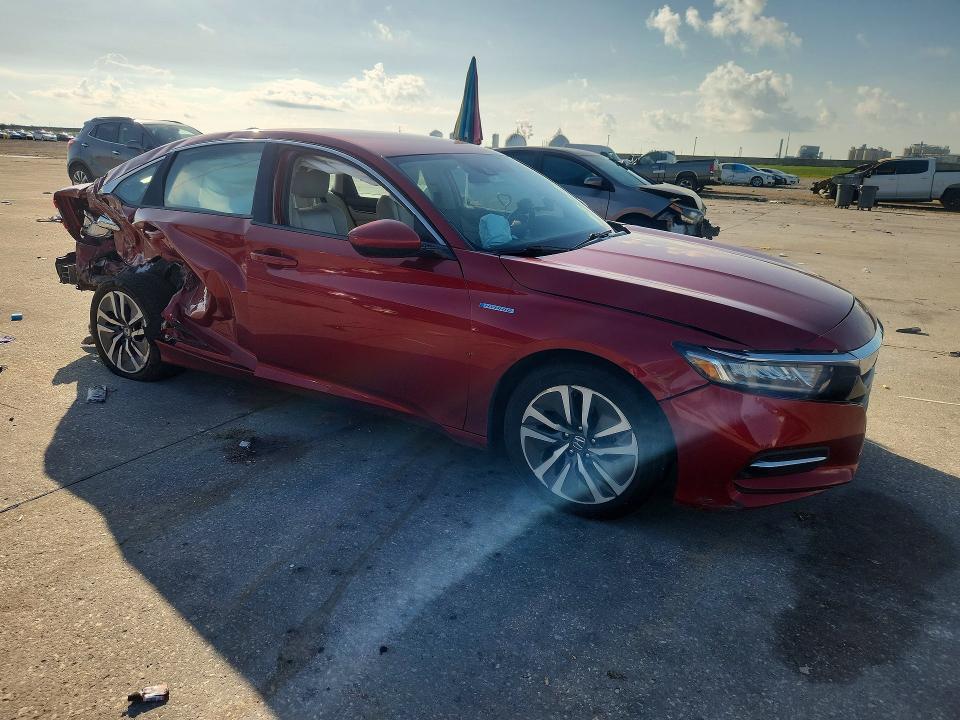 Продажа на аукционе авто 2018 Honda Accord, vin: 1HGCV3F11JA009061, номер лота: 60112196