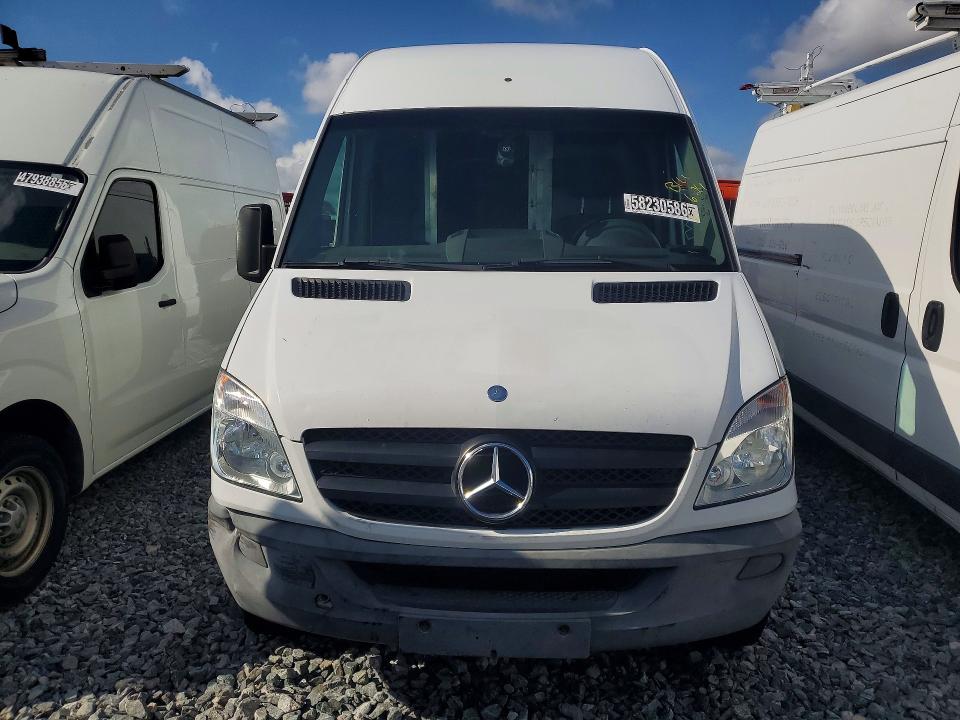Продажа на аукционе авто 2012 Mercedes-benz Sprinter, vin: WD3PE8CB8C5704671, номер лота: 58230586