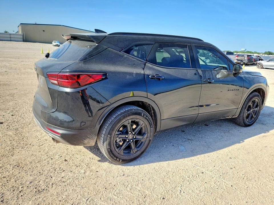 62001766 :رقم المزاد ، 3GNKBCR48RS215827 vin ، 2024 Chevrolet Blazer مزاد بيع