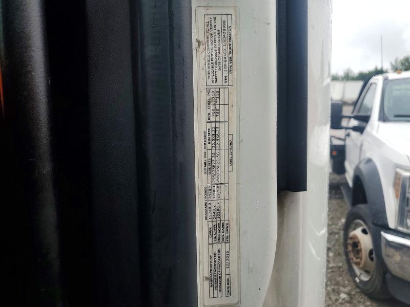 Продаж на аукціоні авто 2017 Peterbilt 579, vin: 1XPBA48X1HD428998, номер лоту: 61972146