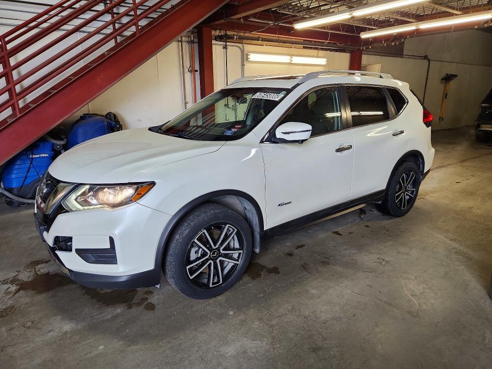 60645006 :رقم المزاد ، 5N1ET2MV3HC803065 vin ، 2017 Nissan Rogue Hybrid مزاد بيع