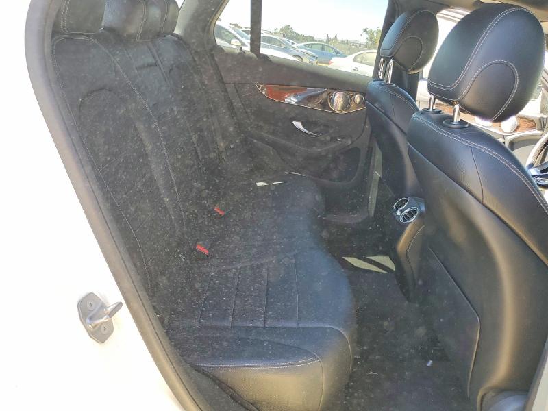 60589666 :رقم المزاد ، WDC0G4JB2HF193161 vin ، 2017 Mercedes-benz Glc مزاد بيع