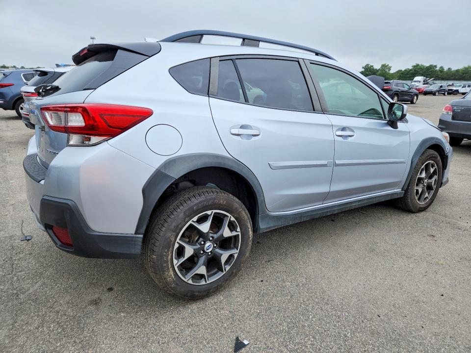 61735406 :رقم المزاد ، JF2GTABC4JH260800 vin ، 2018 Subaru Crosstrek مزاد بيع
