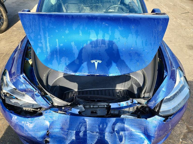 Продажа на аукционе авто 2022 Tesla Model 3, vin: 5YJ3E1EB8NF261271, номер лота: 63012766