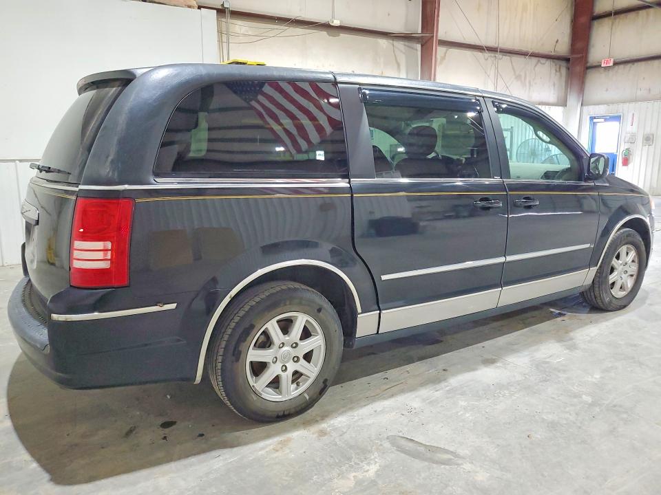 60759076 :رقم المزاد ، 2A4RR5D10AR271896 vin ، 2010 Chrysler Town & Country مزاد بيع
