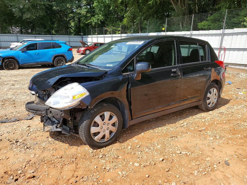 62358526 :رقم المزاد ، 3N1BC1CP6BL406470 vin ، 2011 Nissan Versa مزاد بيع