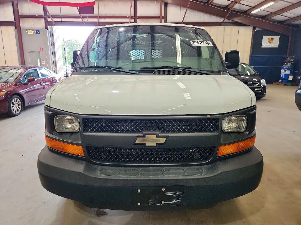 2015 Chevrolet Express G2500 მანქანა იყიდება აუქციონზე, vin: 1GCWGFCB0F1260519, აუქციონის ნომერი: 62478316