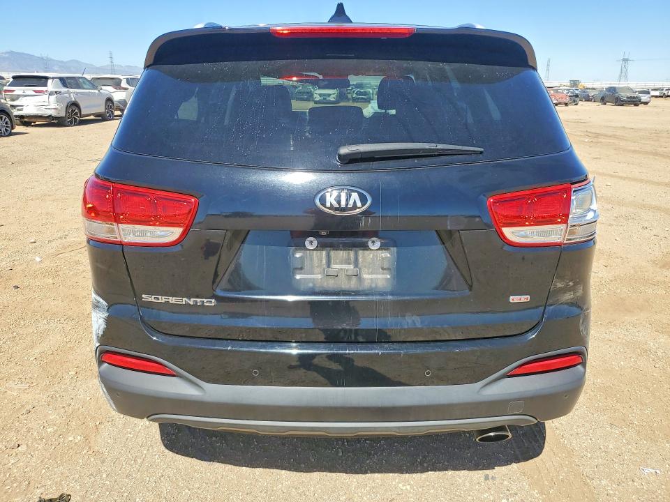 60257956 :رقم المزاد ، 5XYPG4A31HG272542 vin ، 2017 Kia Sorento مزاد بيع