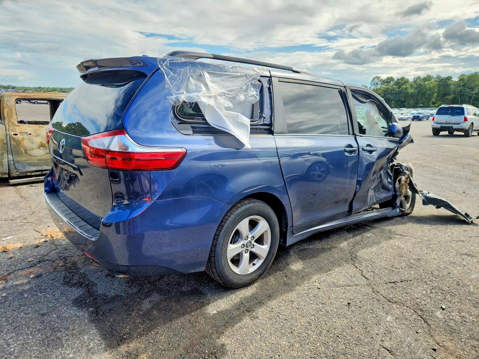 Aukcja sprzedaży 2018 Toyota Sienna, vin: 5TDKZ3DC4JS942667, numer aukcji: 60526106
