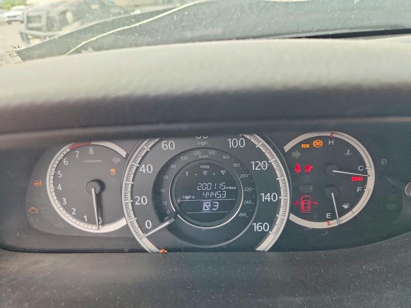 62347456 :رقم المزاد ، 1HGCR2F88FA126834 vin ، 2015 Honda Accord مزاد بيع