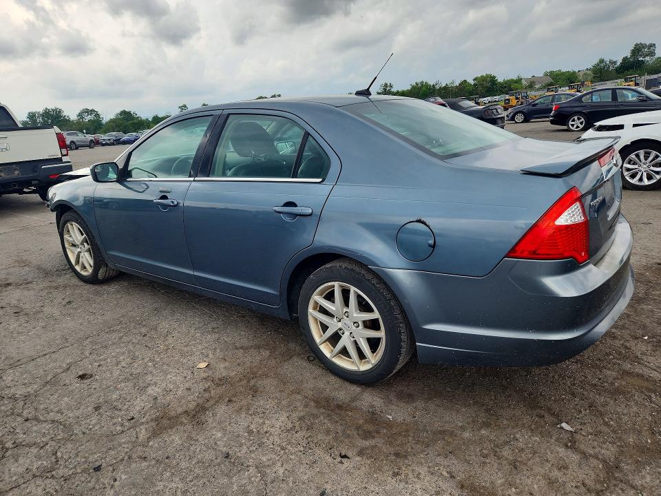 61584886 :رقم المزاد ، 3FAHP0JA2CR371385 vin ، 2012 Ford Fusion مزاد بيع