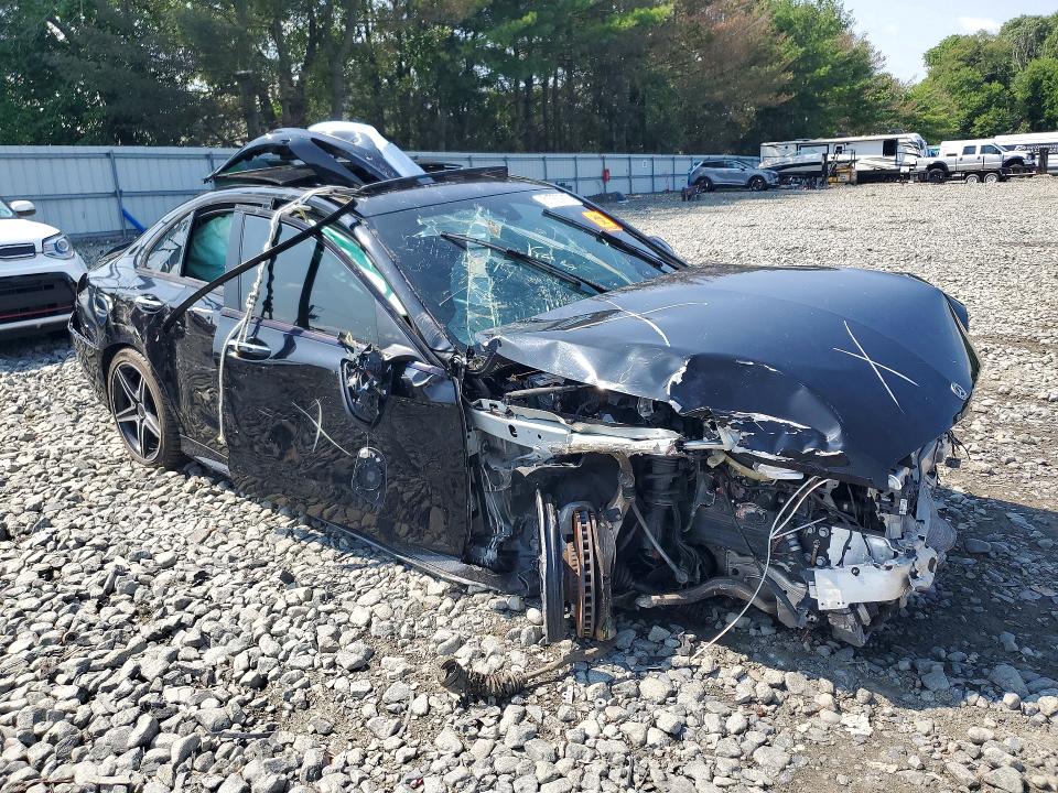 61763916 :رقم المزاد ، 55SWF6EB8JU260301 vin ، 2018 Mercedes-benz C مزاد بيع