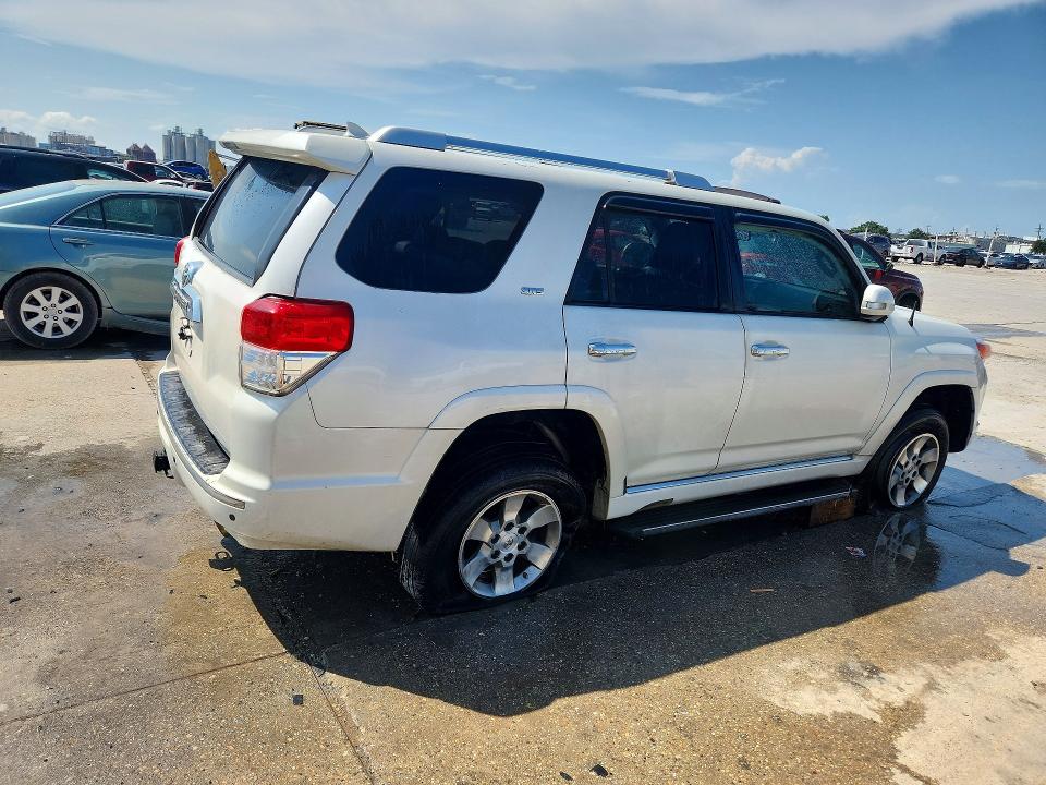85632495 :رقم المزاد ، JTEZU5JR2A5012138 vin ، 2010 Toyota 4runner مزاد بيع