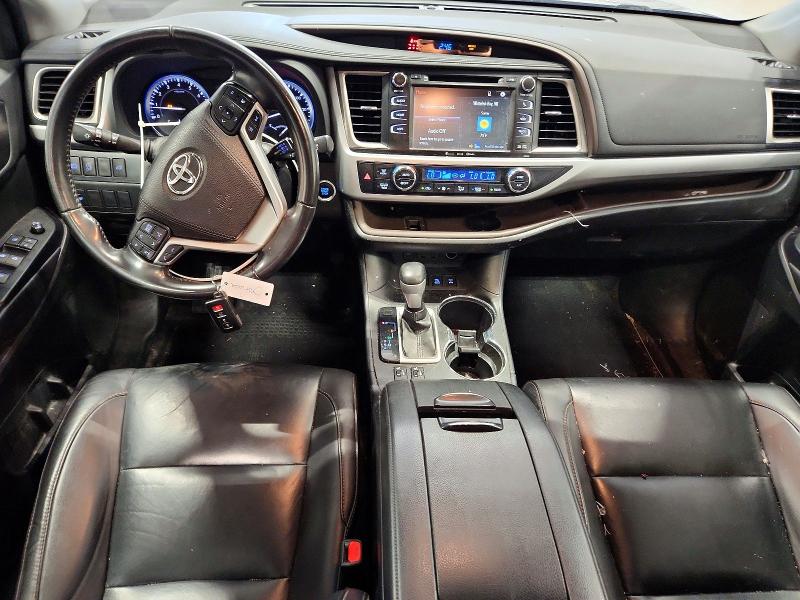 Продажа на аукционе авто 2019 Toyota Highlander, vin: 5TDJZRFH3KS709176, номер лота: 63011966