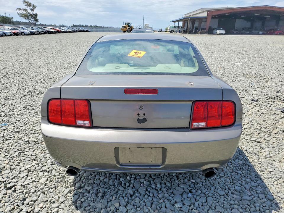 2005 Ford Mustang მანქანა იყიდება აუქციონზე, vin: 1ZVFT82H055190246, აუქციონის ნომერი: 76296615
