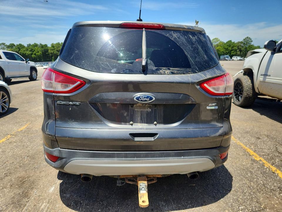 61168886 :رقم المزاد ، 1FMCU9G97GUA00165 vin ، 2016 Ford Escape مزاد بيع