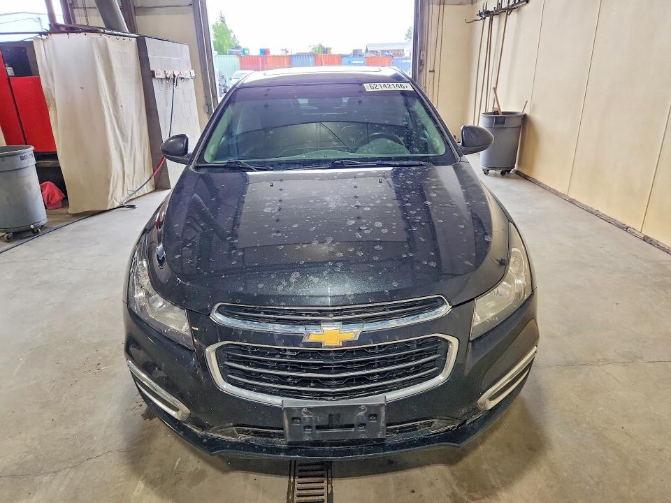 62142146 :رقم المزاد ، 1G1P75SZ3F7298944 vin ، 2015 Chevrolet Cruze مزاد بيع