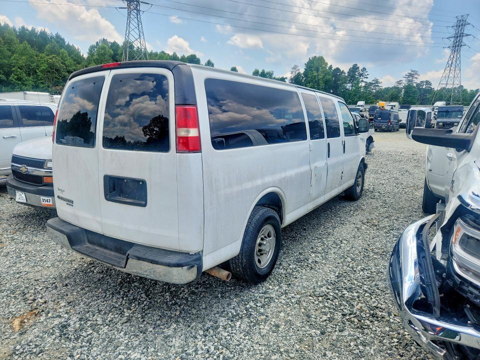 60040996 :رقم المزاد ، 1GAZGPFGXG1194078 vin ، 2016 Chevrolet Express G3500 مزاد بيع