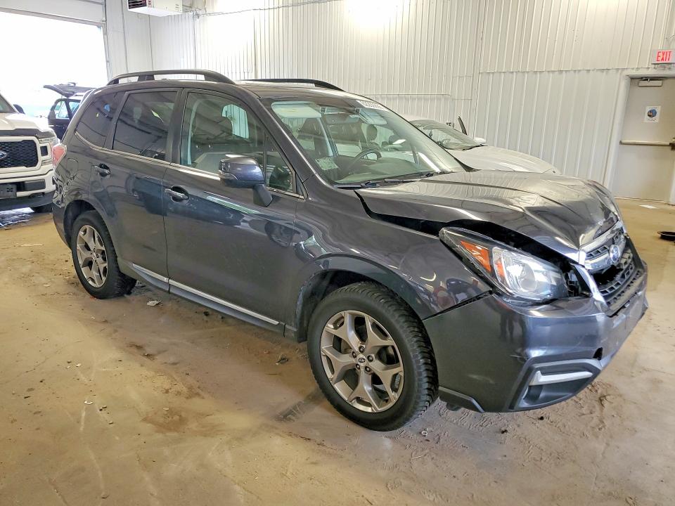 Продажа на аукционе авто 2017 Subaru Forester, vin: JF2SJAWC1HH470484, номер лота: 62209866