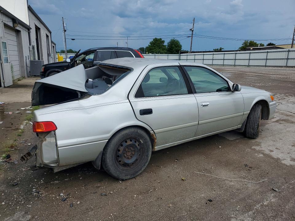 61534786 :رقم المزاد ، 4T1BG22K01U116769 vin ، 2001 Toyota Camry مزاد بيع