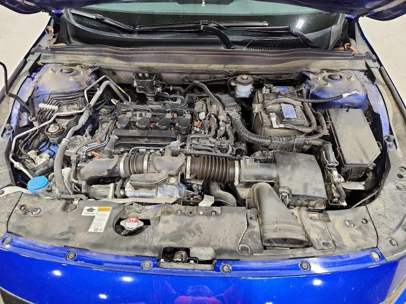 62041276 :رقم المزاد ، 1HGCV1F39NA121831 vin ، 2022 Honda Accord مزاد بيع