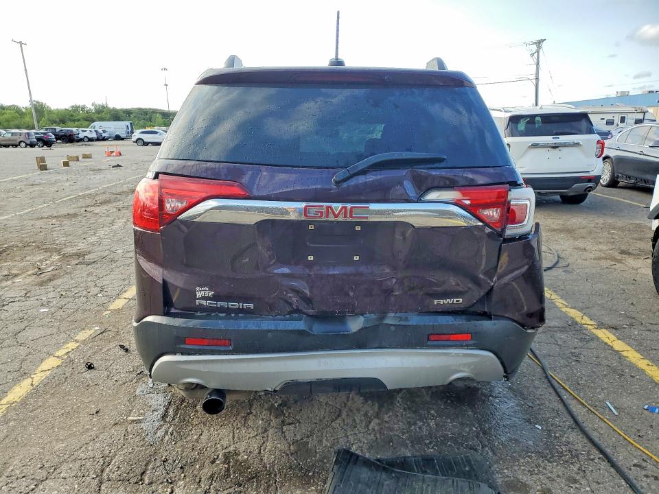61925736 :رقم المزاد ، 1GKKNULS4JZ116060 vin ، 2018 Gmc Acadia مزاد بيع