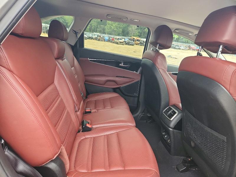 62161726 :رقم المزاد ، 5XYPKDA55HG329793 vin ، 2017 Kia Sorento مزاد بيع