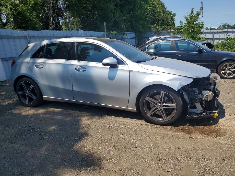 59645756 :رقم المزاد ، WDD3F4HB3KJ109984 vin ، 2019 Mercedes-benz A مزاد بيع