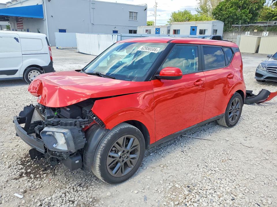 2021 Kia Soul მანქანა იყიდება აუქციონზე, vin: KNDJ33AU3M7143407, აუქციონის ნომერი: 62956586