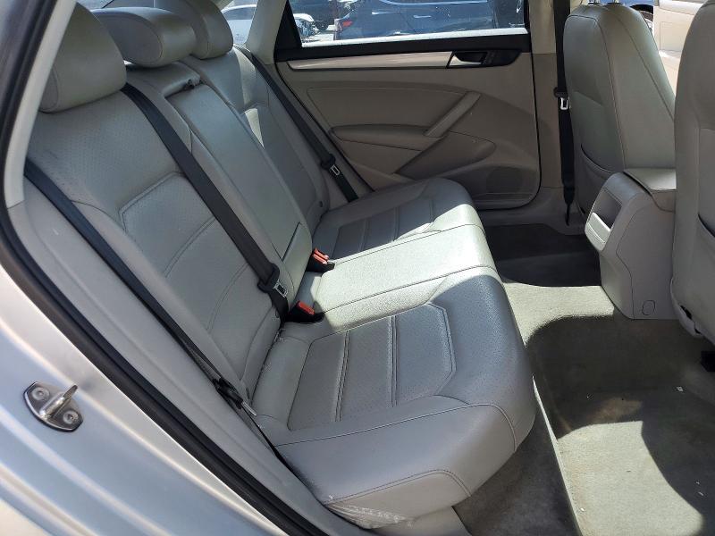 61089416 :رقم المزاد ، 1VWAS7A31FC120698 vin ، 2015 Volkswagen Passat مزاد بيع