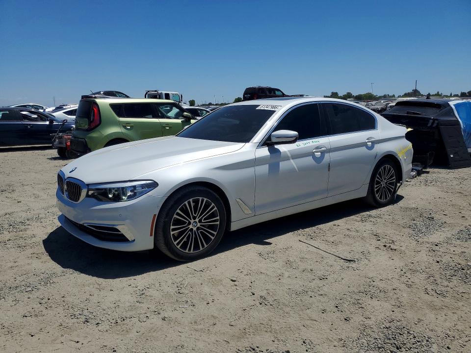 2019 Bmw 540 მანქანა იყიდება აუქციონზე, vin: WBAJE5C57KWW01719, აუქციონის ნომერი: 61347986