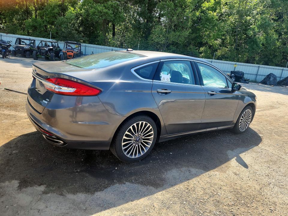 Продажа на аукционе авто 2017 Ford Fusion, vin: 3FA6P0H99HR111673, номер лота: 63311706