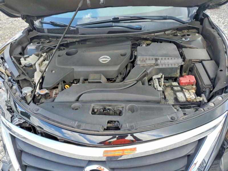 2015 Nissan Altima მანქანა იყიდება აუქციონზე, vin: 1N4AL3AP8FC225451, აუქციონის ნომერი: 62125376