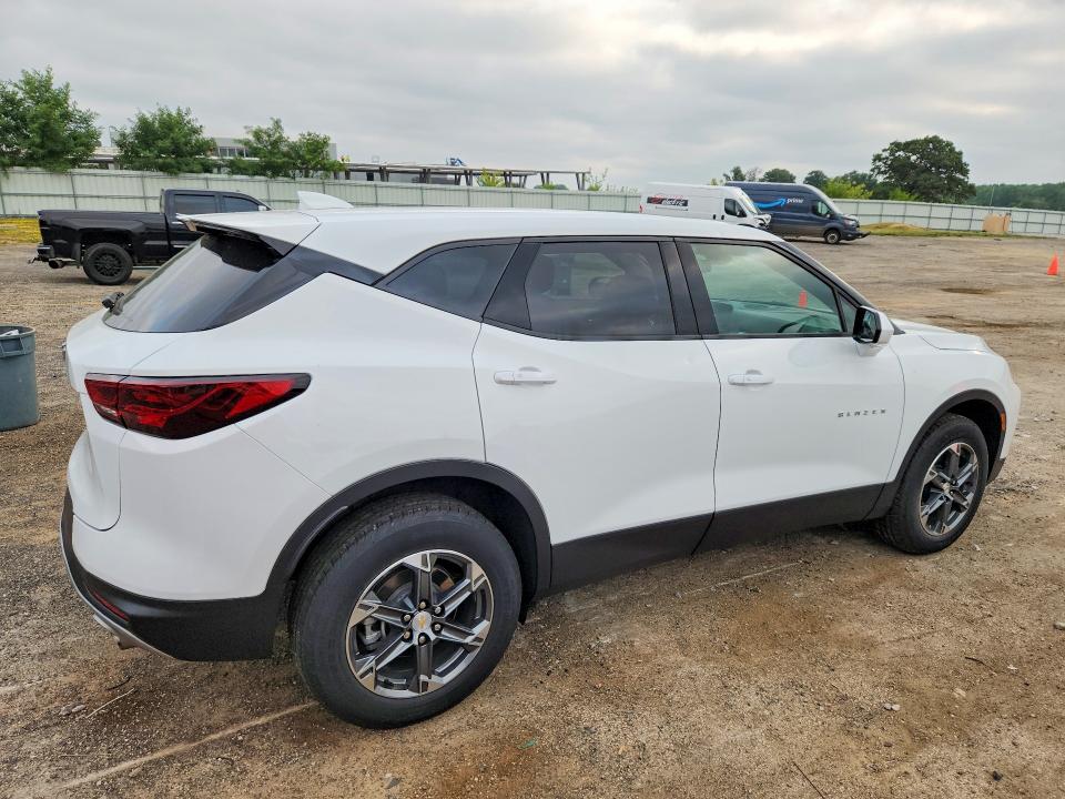Продаж на аукціоні авто 2025 Chevrolet Blazer, vin: 3GNKBHR49SS121023, номер лоту: 62406376