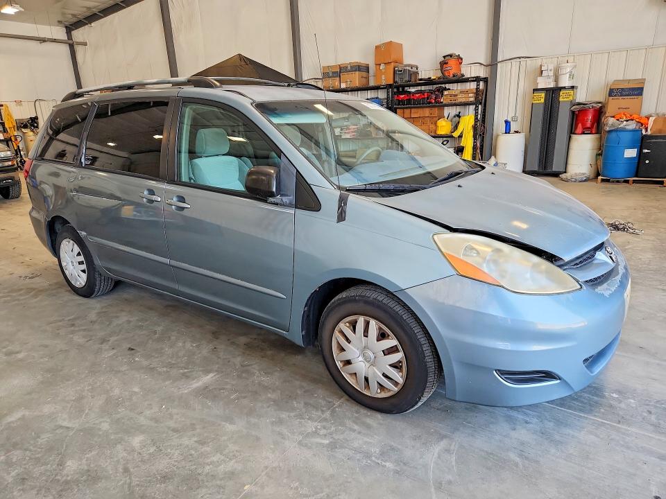 60374636 :رقم المزاد ، 5TDZK23C77S079953 vin ، 2007 Toyota Sienna مزاد بيع