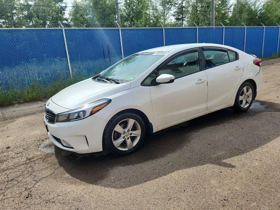 2018 Kia Forte მანქანა იყიდება აუქციონზე, vin: 3KPFL4A74JE255439, აუქციონის ნომერი: 60922506