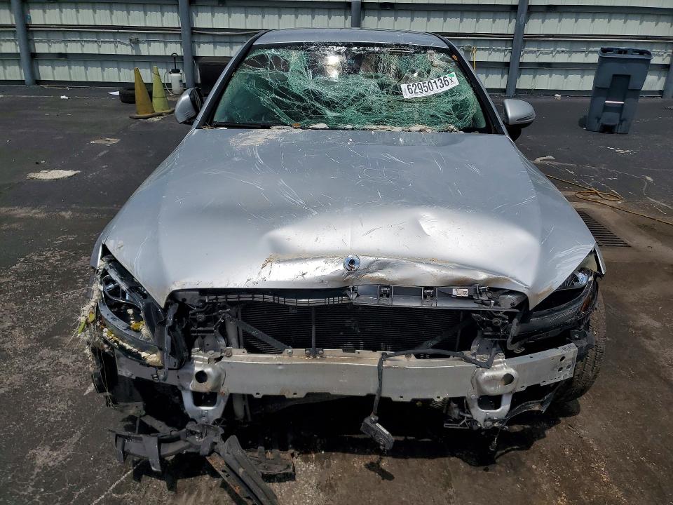 2016 Mercedes-benz C მანქანა იყიდება აუქციონზე, vin: 55SWF4JB9GU171274, აუქციონის ნომერი: 62950136