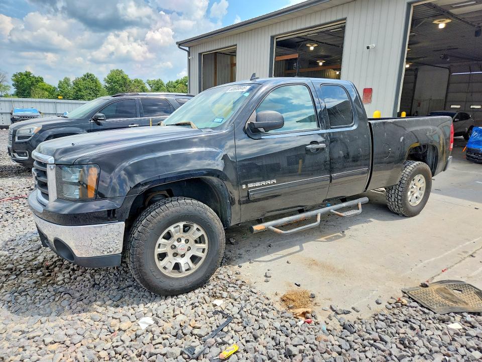 60608846 :رقم المزاد ، 2GTEC19JX81184748 vin ، 2008 Gmc Sierra مزاد بيع