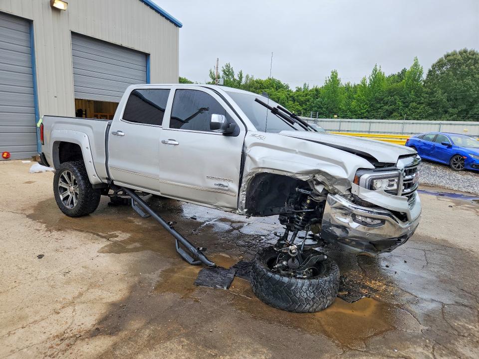 61204586 :رقم المزاد ، 3GTU2NEC6JG464421 vin ، 2018 Gmc Sierra مزاد بيع