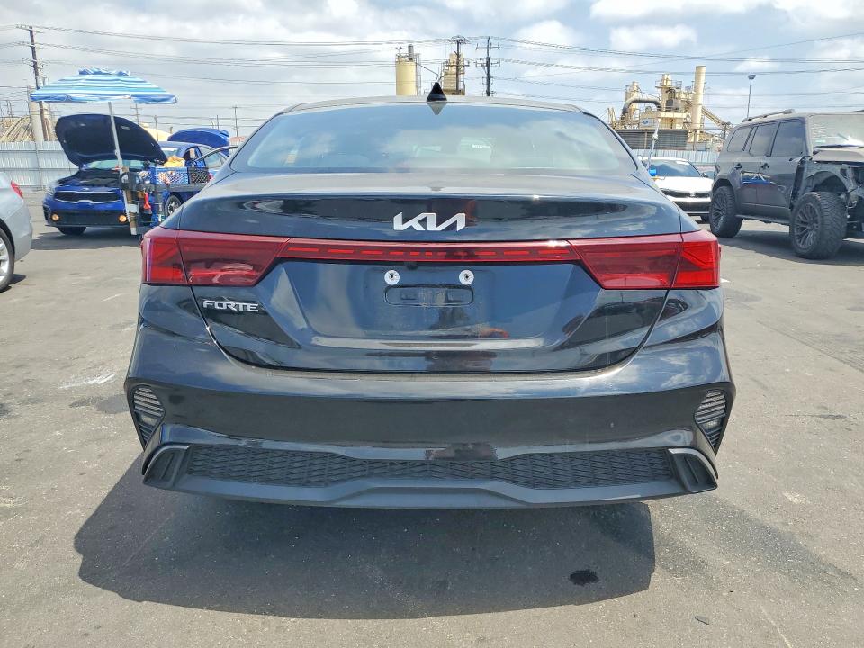 59721436 :رقم المزاد ، 3KPF24AD0PE569607 vin ، 2023 Kia Forte مزاد بيع