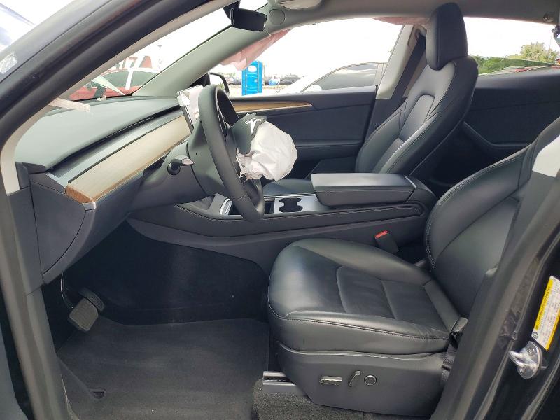 62708386 :رقم المزاد ، 7SAYGDED5SF231825 vin ، 2025 Tesla Model Y مزاد بيع
