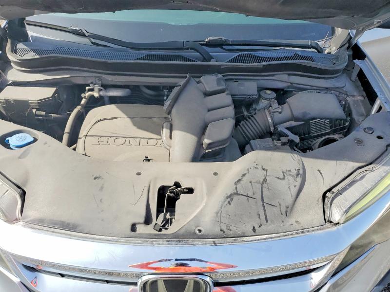 59827576 :رقم المزاد ، 5FNYF5H16KB033410 vin ، 2019 Honda Pilot مزاد بيع