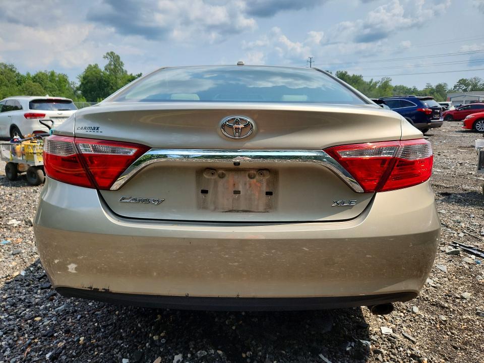 2017 Toyota Camry მანქანა იყიდება აუქციონზე, vin: 4T1BF1FK4HU637687, აუქციონის ნომერი: 62646056