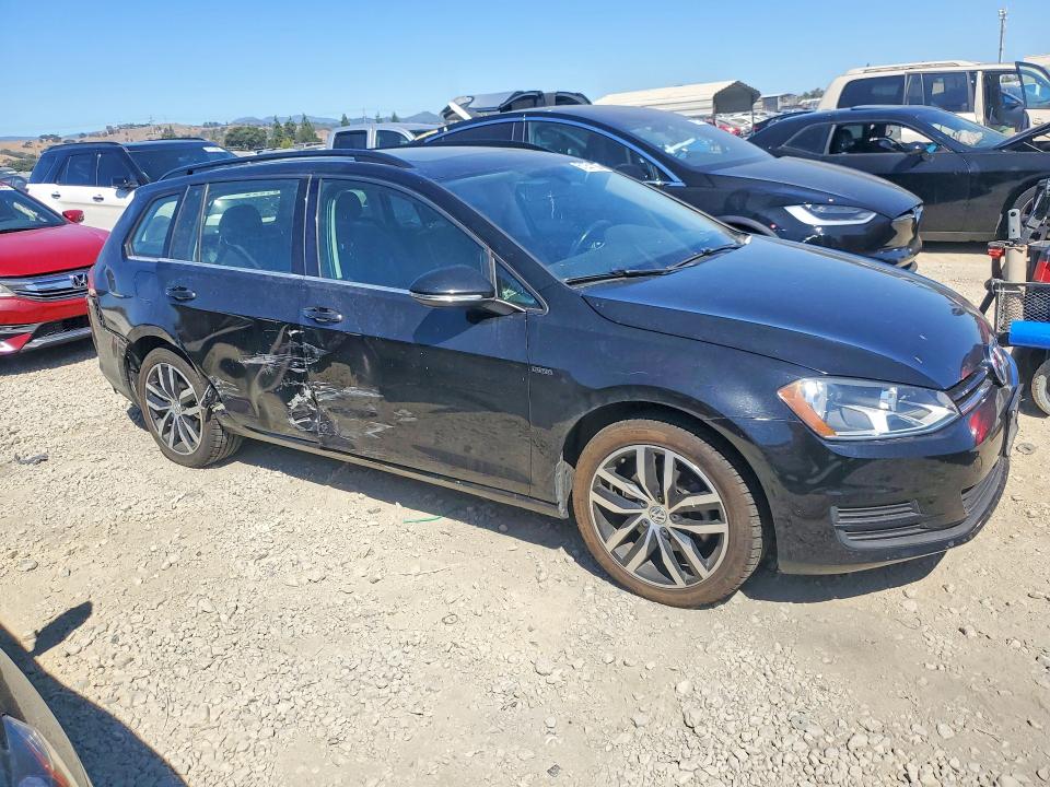 61251126 :رقم المزاد ، 3VWC17AU0GM520451 vin ، 2016 Volkswagen Golf Sportwagen مزاد بيع