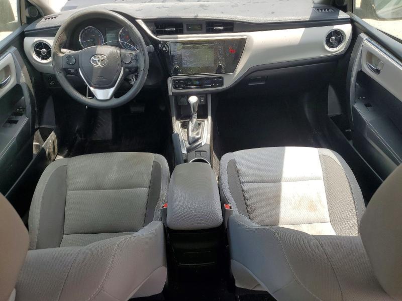 58819536 :رقم المزاد ، 5YFBURHE2JP810920 vin ، 2018 Toyota Corolla مزاد بيع