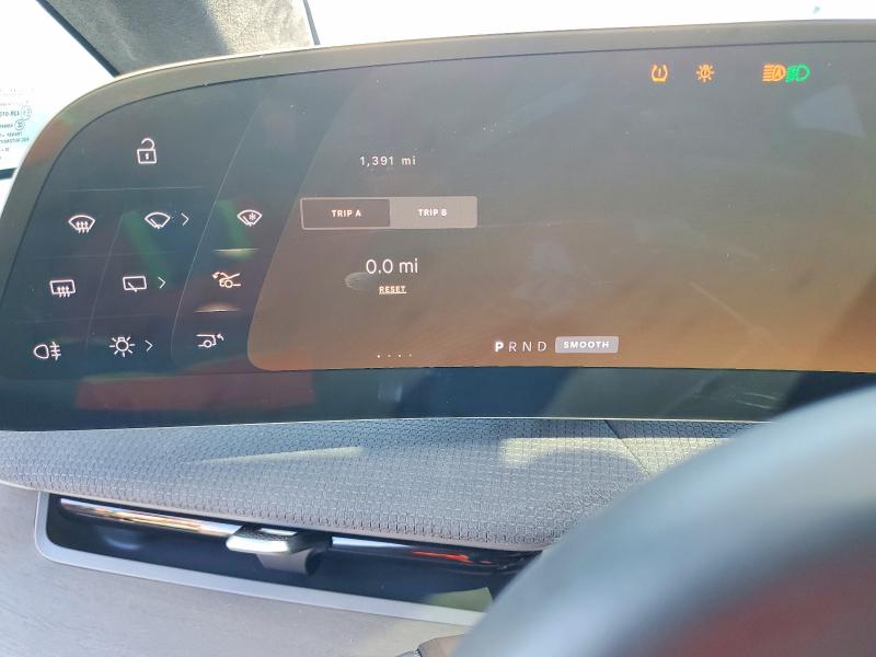 62452056 :رقم المزاد ، 7UUG1TJJ9TA044582 vin ، 2026 Lucid Motors Gravity مزاد بيع